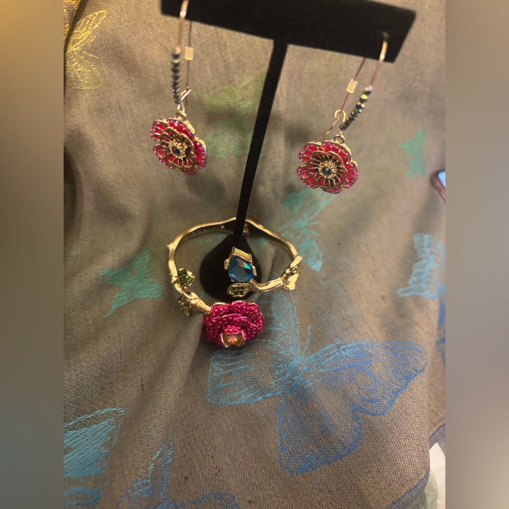Betsey Johnson Pink and Gold Floral Earrings